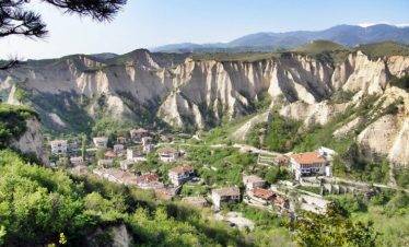 Bulgaria Guided Tour to Melnik