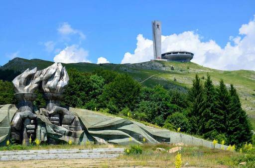 Buzludzha Monument Tour